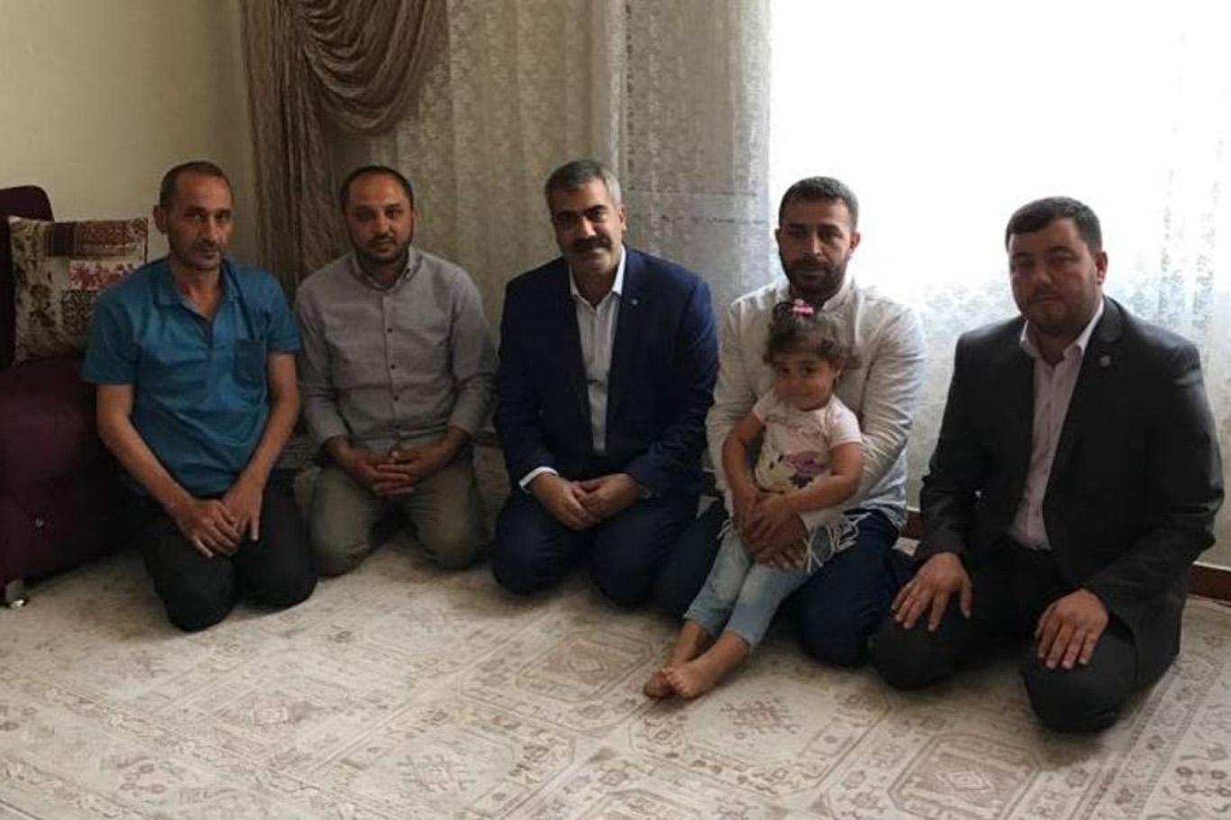 HÜDA PAR'dan şehit, tutuklu ve yetim ailelerine ziyaret HÜDA PAR'dan şehit, tutuklu ve yetim ailelerine ziyaret